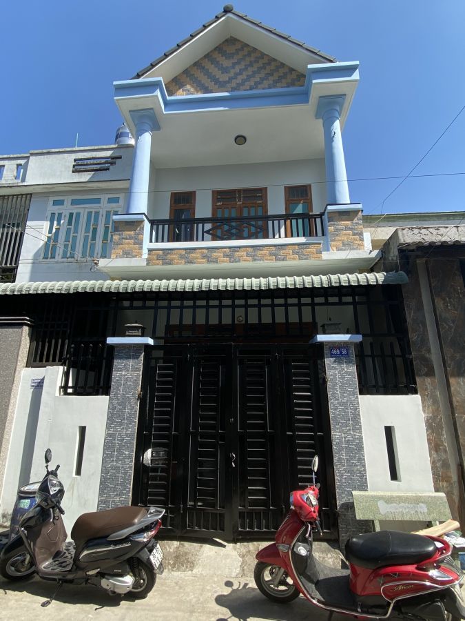 Bán nhà lầu trệt sổ riêng gần ngã tư chiêu liêu phường Tân Đông Hiệp Thành Phố Dĩ An